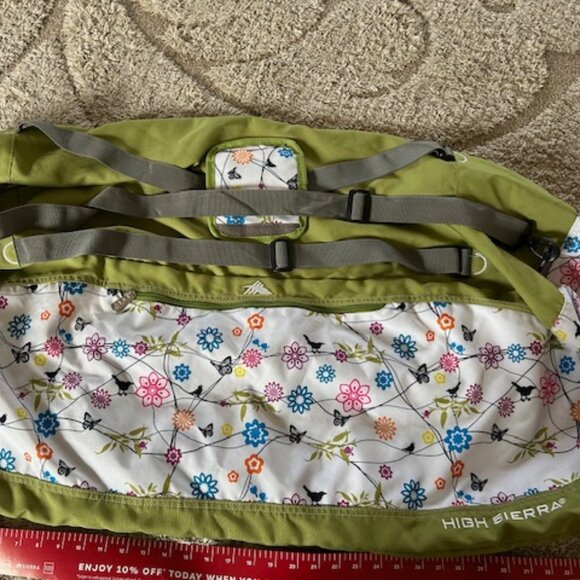 High Sierra 30" New Extra Large Pack-n-Go Duffel Pouch Travel Bag Floral Pattern - Picture 5 of 14
